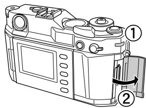 EPSON R-D1S - Insertion d'une carte mémoire - 2