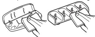 PANASONIC EW-DE92 - Cleaning the carrying case and the brush stand - 2