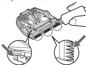 PANASONIC ER-GP30 - Het mesje verwijderen - 6