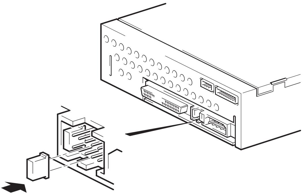 HP STORAGEWORKS ULTRIUM 215 TAPE DRIVE - Etape 1 : Vérifier la connexion SCSI - 2