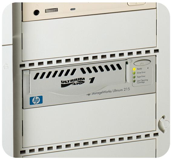 HP STORAGEWORKS ULTRIUM 215 TAPE DRIVE - lecteur de bande hp StorageWorks Ultrium - 1