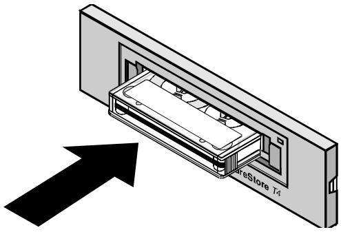 HP SURESTORE T4 TAPE DRIVE - Insertion et retrait de cartouches de bande - 3