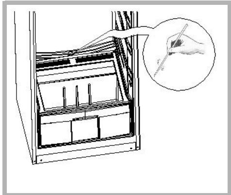 THOMSON TKT200NFI - Cleaning your appliance - 1