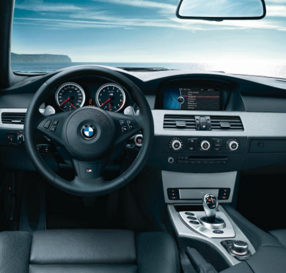 BMW M5 TOURING - Sur cette photo - 4