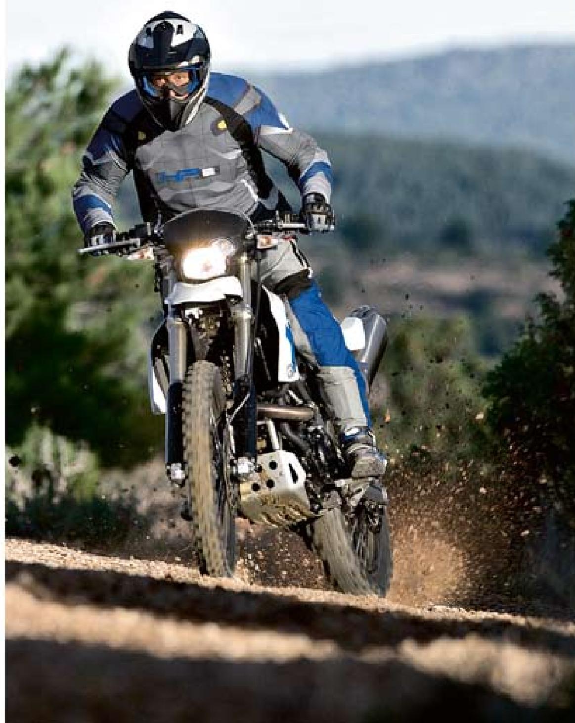 BMW G 650 X - 1