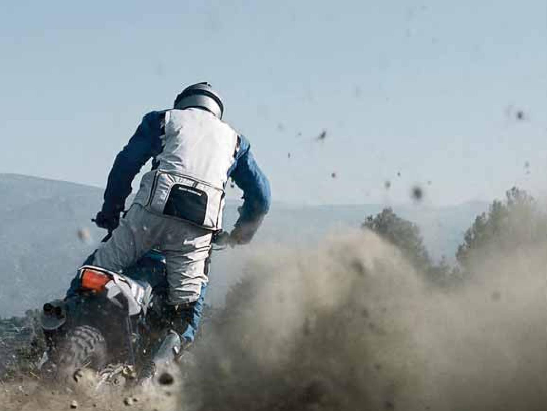 BMW HP2 ENDURO - Parce que l'air ne se fatigue jamais. - 2