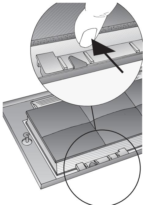 BOSCH DHL545SGB  - INSTALLATION INSTRUCTIONS - Bij afzuigkappen met een filtermat: - 2