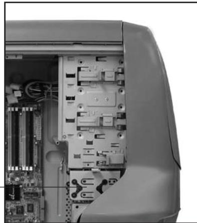 ASUS VENTO 3600 - Installer un disque dur - 1