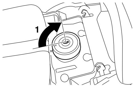 YAMAHA VMAX - Retrait du bouchon du réservoir de carburant - 3