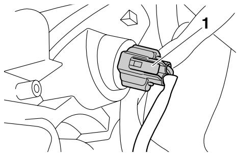 YAMAHA VMAX - Remplacement de l'ampoule de la veilleuse - 1