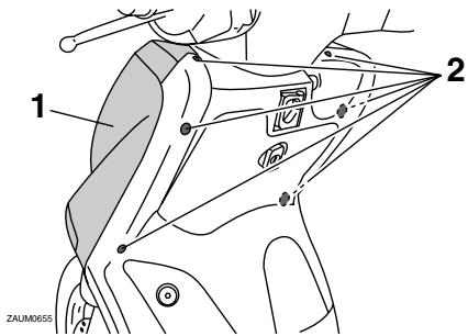 YAMAHA X-CITY 125 - Dépose et repose des caches et carénages - 4