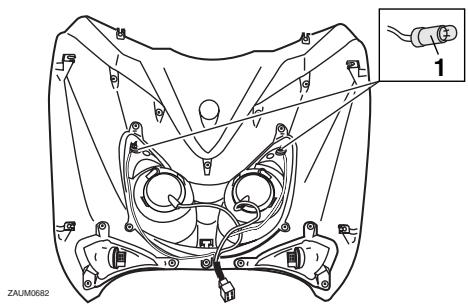 YAMAHA X-CITY 125 - Remplacement d'une ampoule de veilleuse - 1