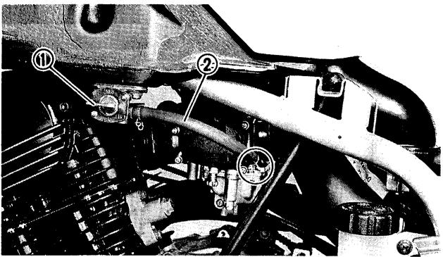 YAMAHA YFM350J - Réglage du JEU de soupapes - 7