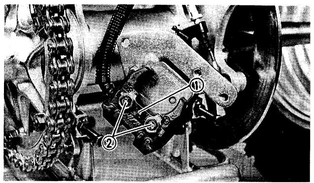 YAMAHA YFM350J - Reemplacement des plaquettes de FREIN - 1
