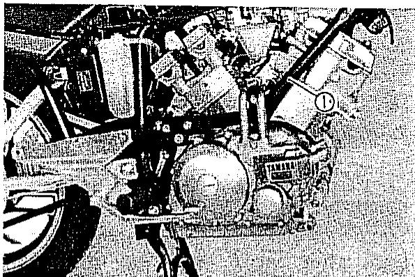 YAMAHA XZ550 - ATTENTION: - 1