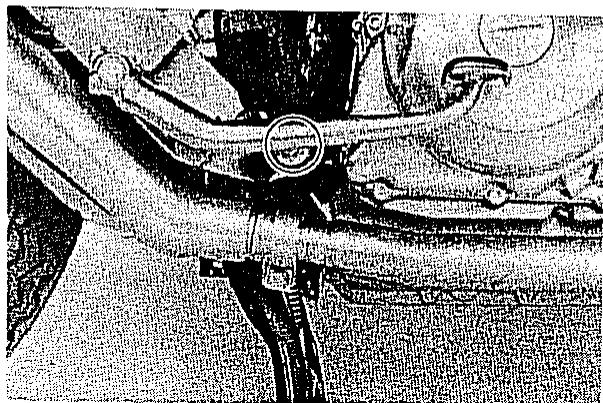 YAMAHA XZ550 - Engine removal - 3