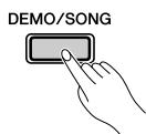 YAMAHA P-95B - Appuyez sur la touche [demo/song] pour interrompre la démonstration de la voix. - 1