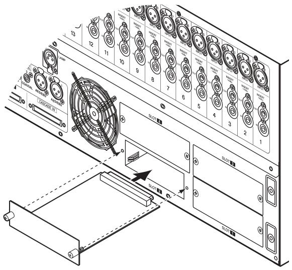 YAMAHA PM5D/PM5D-RH V2 - Installation d'une carte en option - 2
