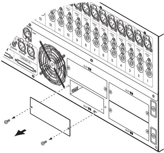 YAMAHA PM5D/PM5D-RH V2 - Installation d'une carte en option - 1