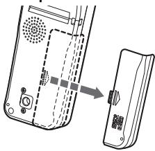 YAMAHA POCKETRAK PR7 - Insertion d'une pile et d'une carte microSD (vendue séparément) - 1