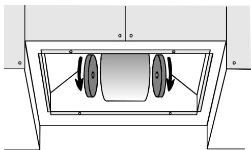 ARTHUR MARTIN AFG 780 - Pour-retirer les filtres à charbon actifs : - 2