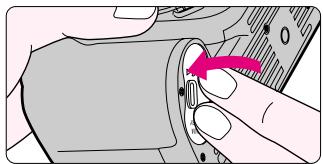 NIKON F80 - Installer les piles et vérifier leur tension - 5