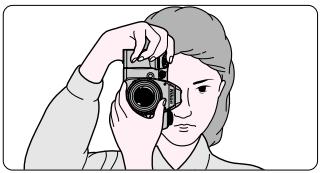 NIKON F80 - Tenez l'appareil correctement. - 2