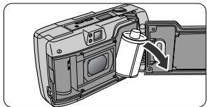 NIKON LITE TOUCH ZOOM 70WS-QD - Offnen Sie die Kamerarückwand, und fühmen Sie den Film Heraus. - 1
