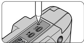 NIKON LITE TOUCH ZOOM 70WS-QD - So spulen Sie einen nur teilweise belichteten Film zürück. - 1