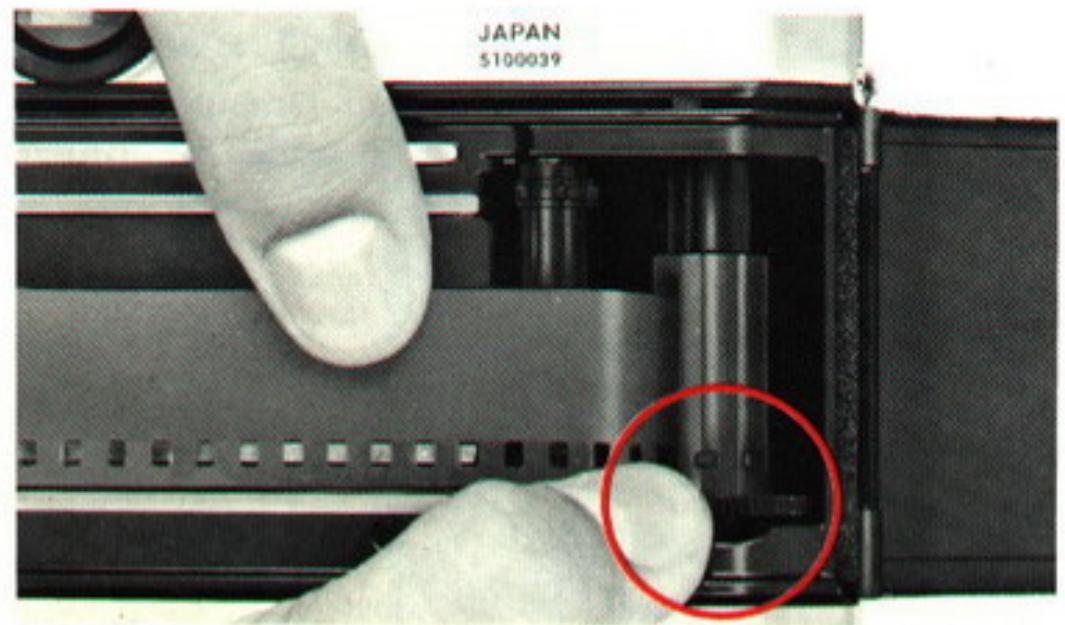 NIKON NIKKORMAT EL - Chargement - 2