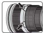 NIKON AF-S NIKKOR 300MM F-2.8G ED VR II - ■ Interruptor de selección de la funciona de enfoque y botón de la funciona de enfoque (Véase pág. 62 para cámaras compatibles.) - 2