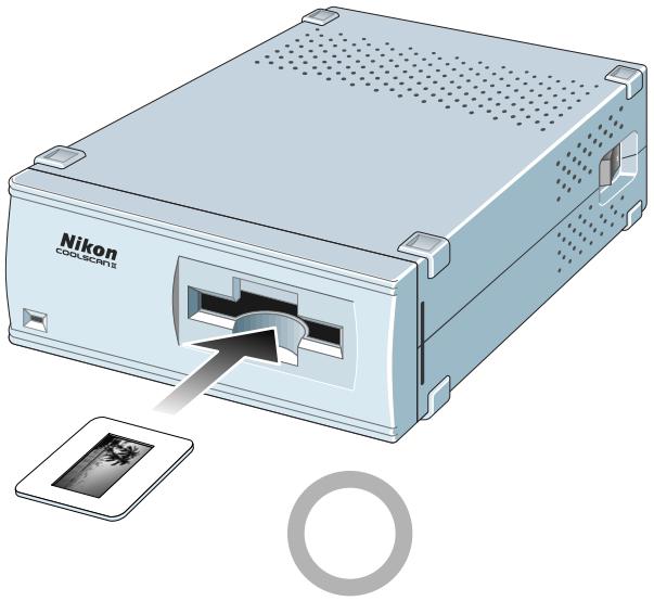 NIKON LS-20I - Insertion de diapo sous cache - 1