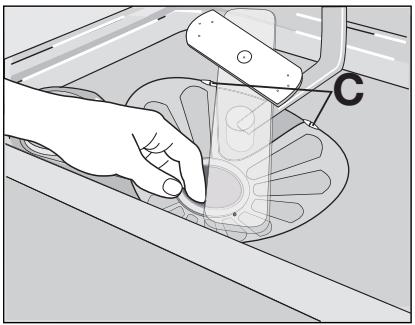 AEG-ELECTROLUX F65401IM0P - To remove and clean the filters - 3