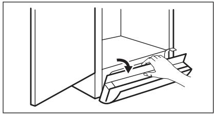 AEG-ELECTROLUX EUF3047AO - HET VENTILATIEROOSTER SCHOONMAKEN - 1