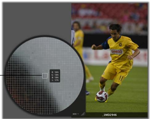 APPLE APERTURE 2 - Affichage d'une grille de pixels et des valeurs de couleur - 1