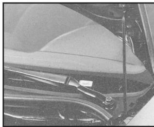 PEUGEOT 206 CC - Béquille de capot - 1