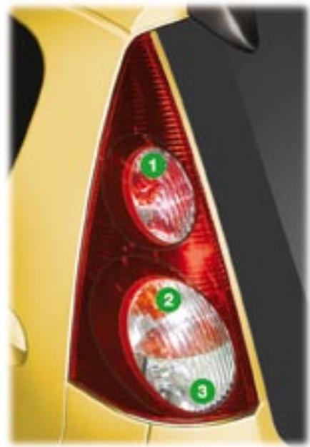 PEUGEOT 107 2007 - Feux de croisement / Feux de route (H4 - 60/55W) - 1