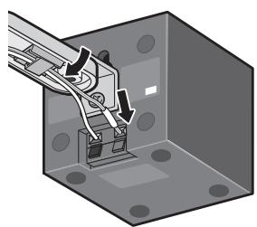 PIONEER CP-ST100 - Bevestig de luidsprekers aan de armen.   Zorg dat de luidsprekersaar de luisterplaats+zijn gericht wanner u deze vastmaakt. - 3