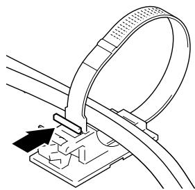PIONEER PDK-TS12 - Verwendung der Kabelbänder - 4