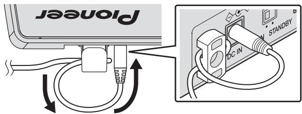 PIONEER RMX-1000-M - Verwendung des Kabelhakens - 3