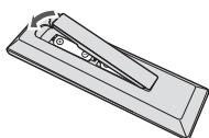 PIONEER X-CM31-T - Loading the batteries in the remote control - 2