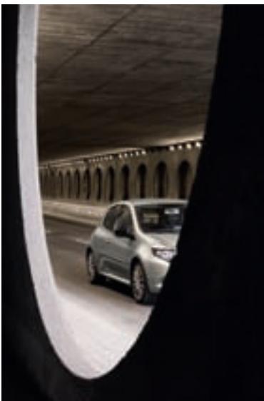 RENAULT CLIO ESTATE - INFO CARMINAT TOMTOM : - 3
