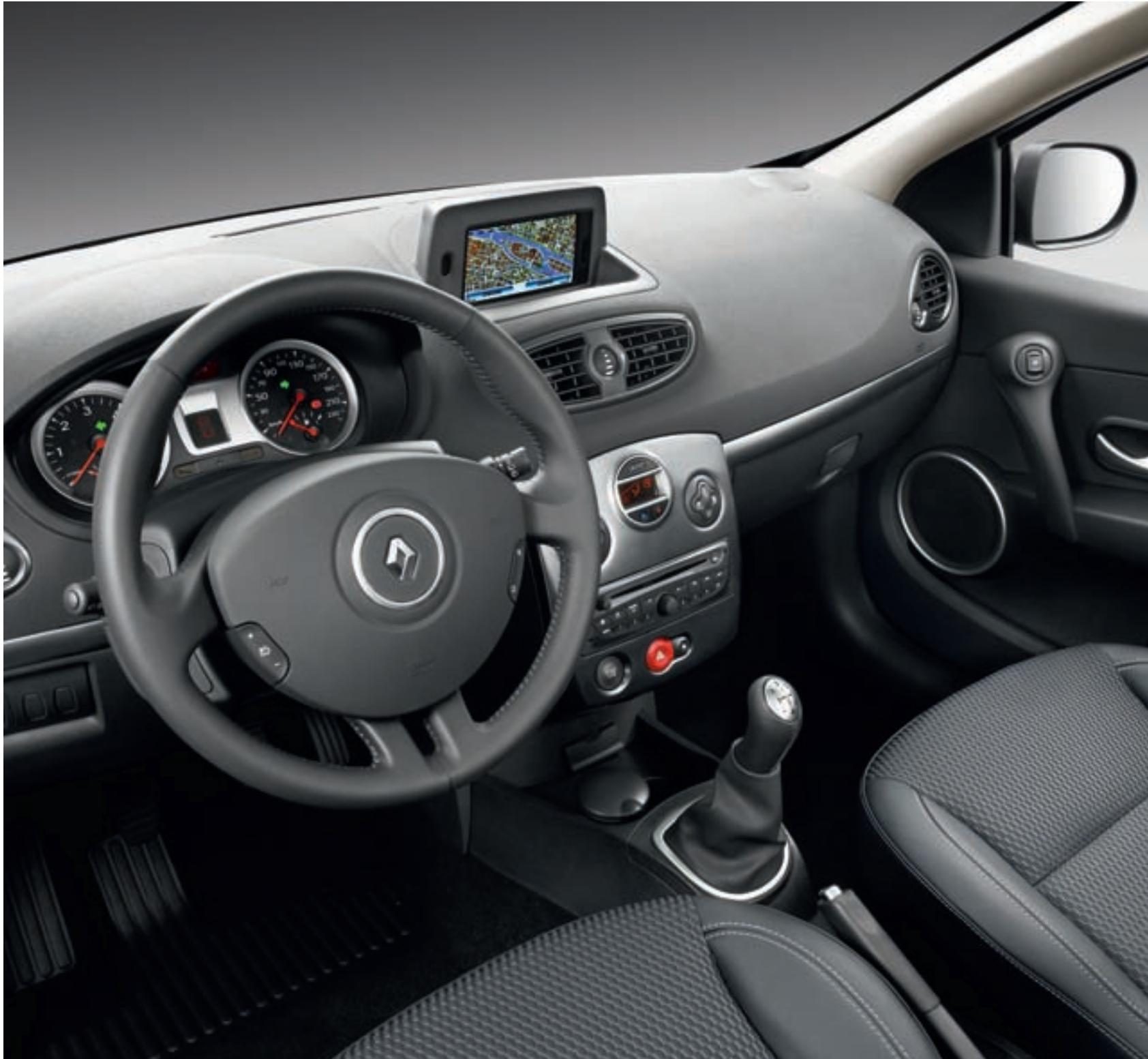 RENAULT CLIO ESTATE - INFO CARMINAT TOMTOM : - 2