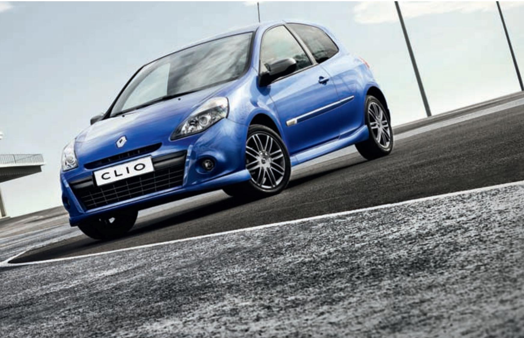 RENAULT CLIO ESTATE - 20h37 - 2