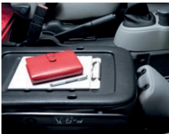 RENAULT KANGOO EXPRESS CAMPUS - PRIVILEGIEZ L'ESSENTIEL. - 8