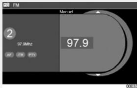 RENAULT SCENIC GPS CNC - AUDIO : Choisir une station de radio - 9