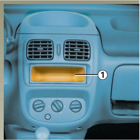 RENAULT CLIO 2 - PRÉÉQUIPEMENT RADIO - 1