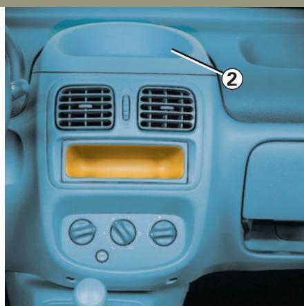 RENAULT CLIO 2 - Boîte à gants côté passager - 1
