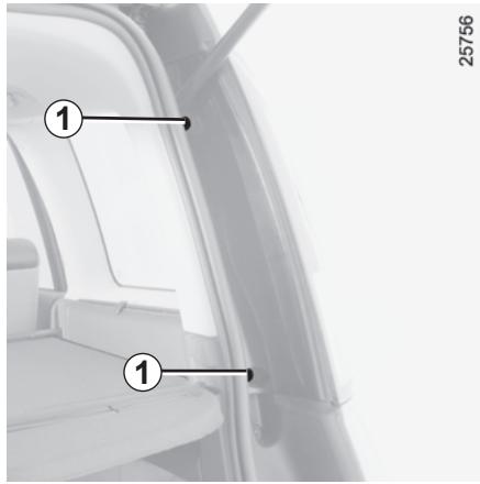 RENAULT ESPACE IV - FEUX ARRÈRE : remplacement des lampes (1/3) - 1