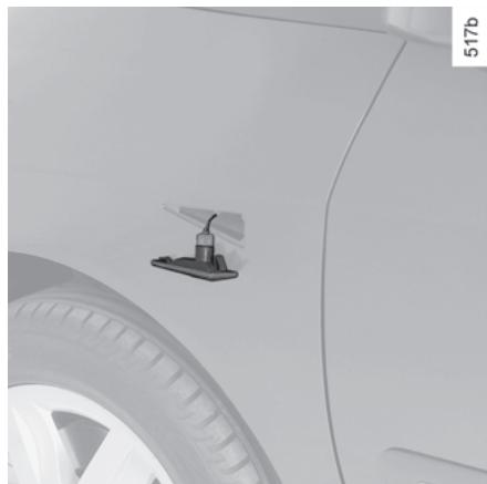 RENAULT ESPACE IV - RÉPÉTITEURS LATERAUX : remplacement des lampes - 2